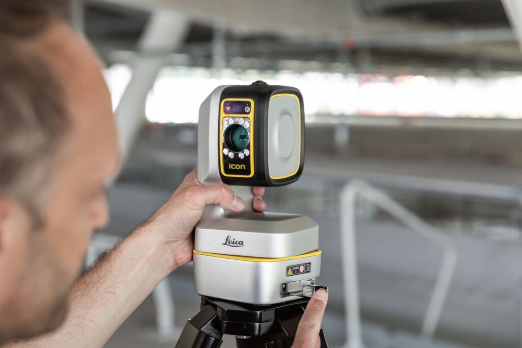 Low_Resolution-Leica_iCON_iCS50_quick_snap_2